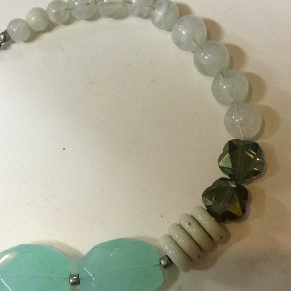 Unique Statement Necklace with Earrings - Picture 9 of 11